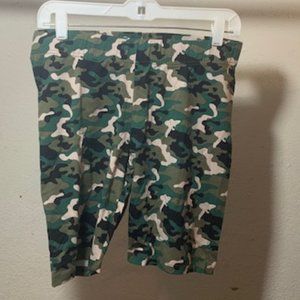 Noisy May Women's Camo Elastic Stretch Waist Shorts L NWOT